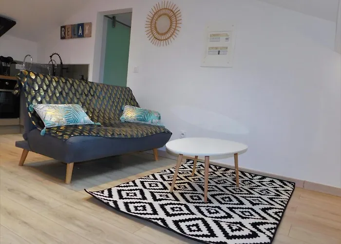 Climatise 4 Couchages A 600m Du Centre Thermal